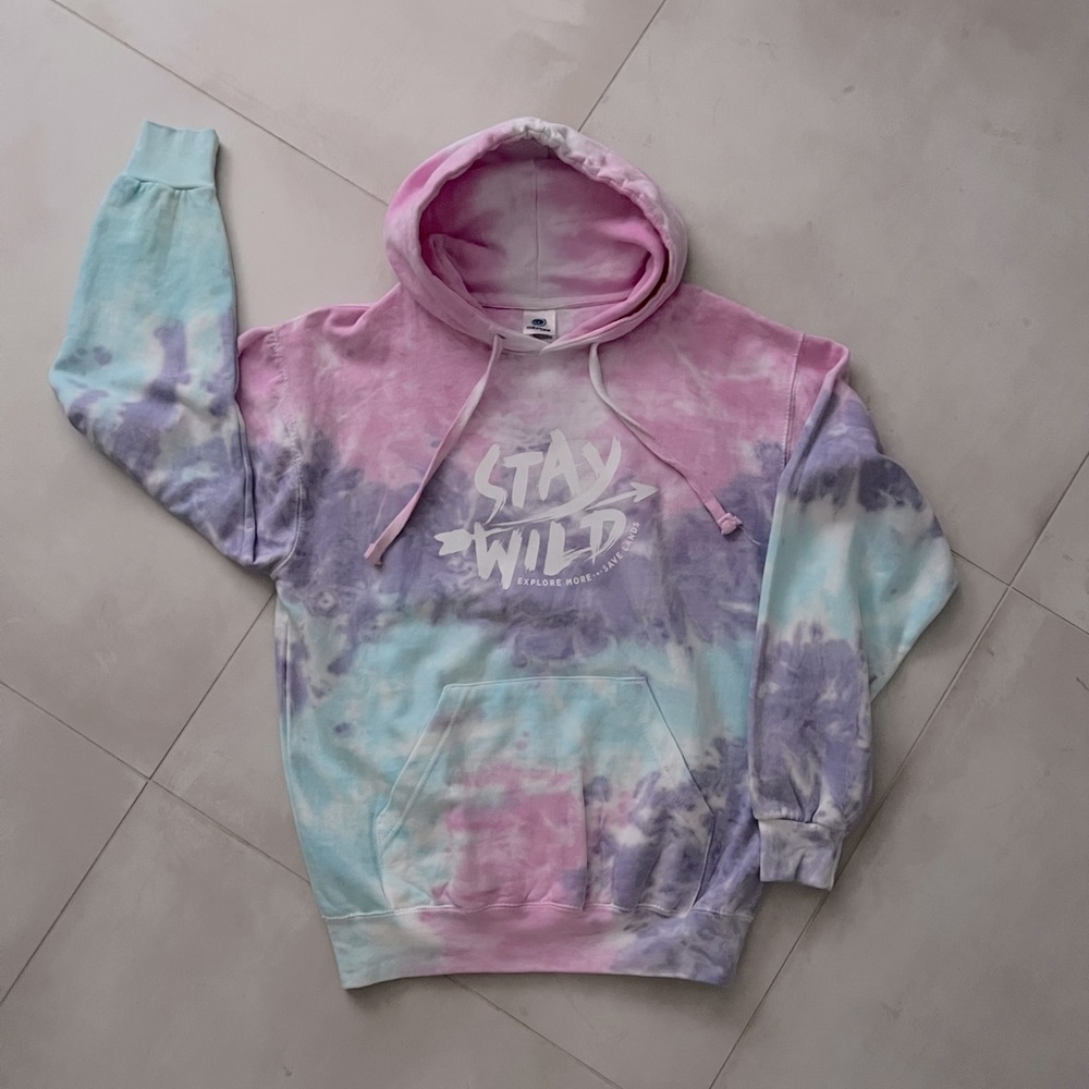 NWOT Tie Dye Save Lands Stay Wild Sweatshirt Size S